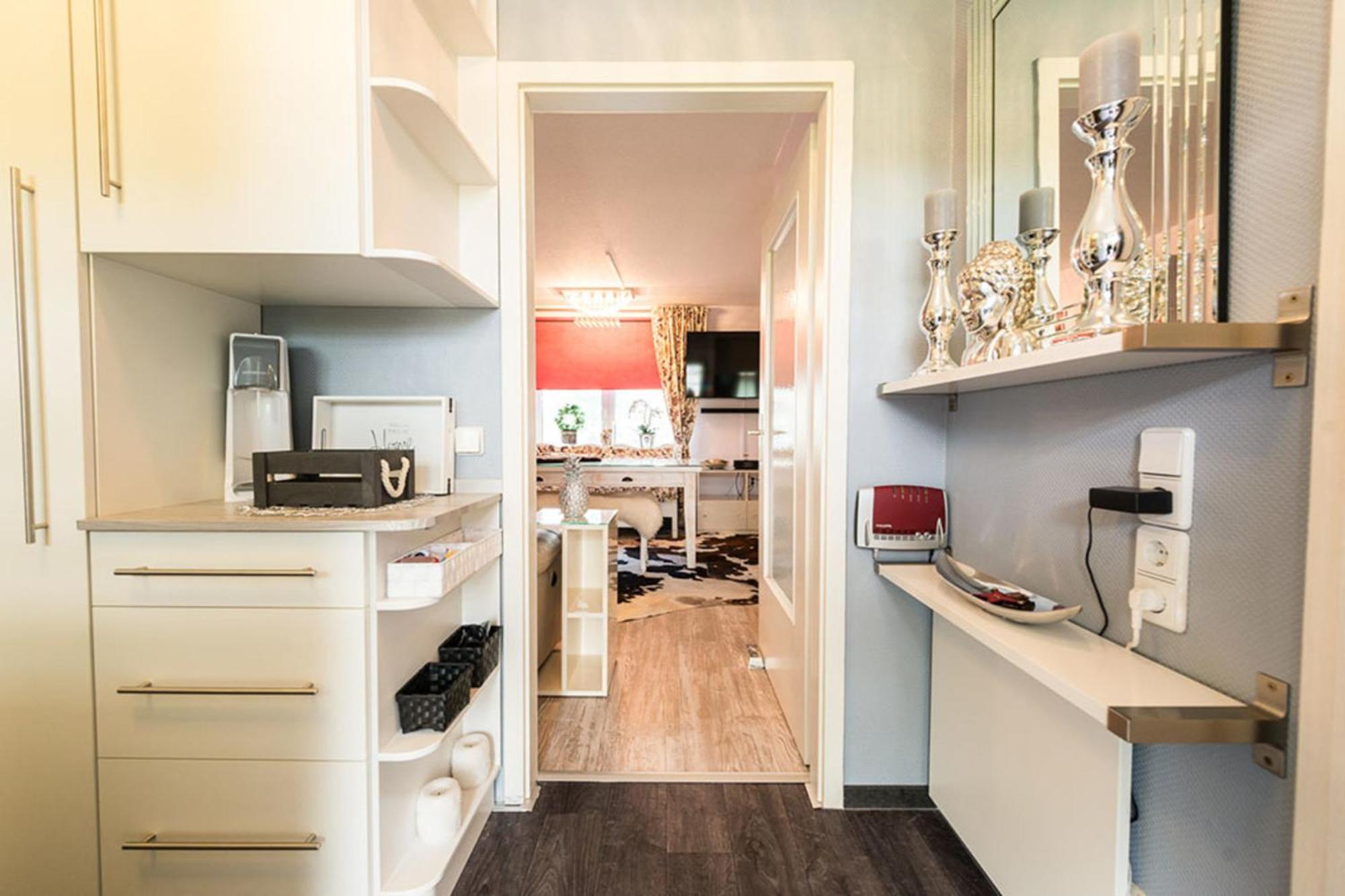 Hartha Apartment Bagian luar foto