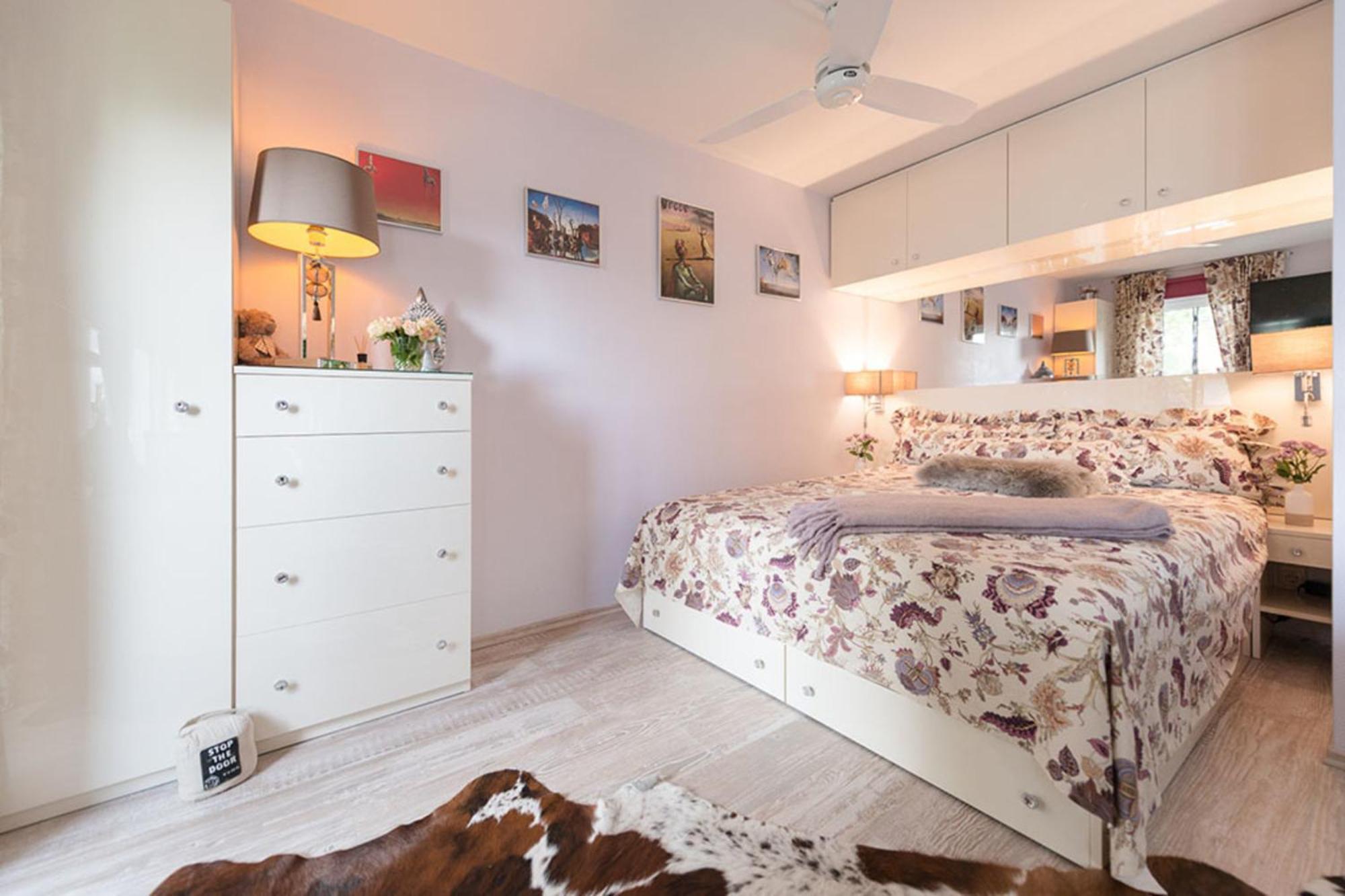 Hartha Apartment Bagian luar foto